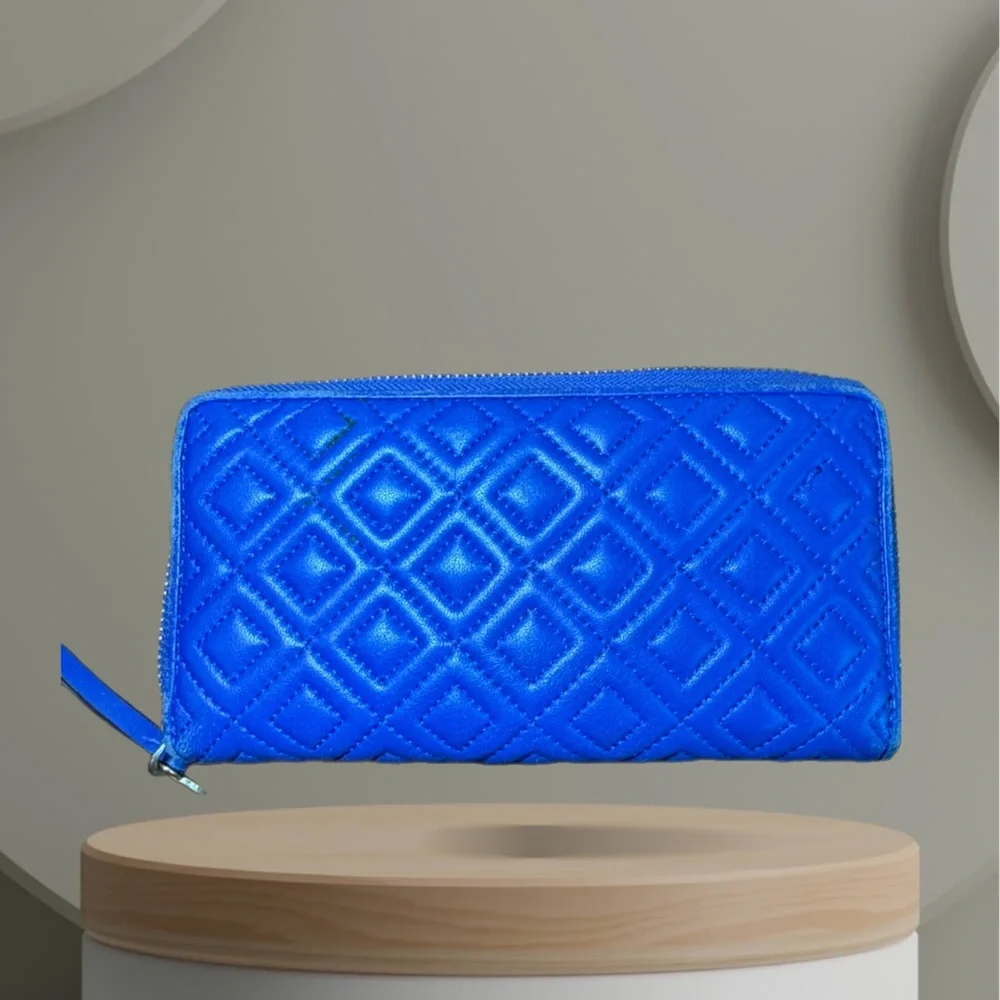Tory Burch Fleming Soft Zip Continental Wallet in Blue - Picture 2 of 8